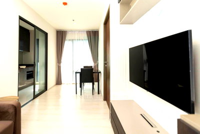 คอนโดให้เช่า : 🚩 ให้เช่าคอนโด ริทึ่ม อโศก อาคาร 1 ชั้น 25 1 ห้องนอน ขนาด 31.00 ตรม ใกล้ เซ็นทรัล พระราม 9