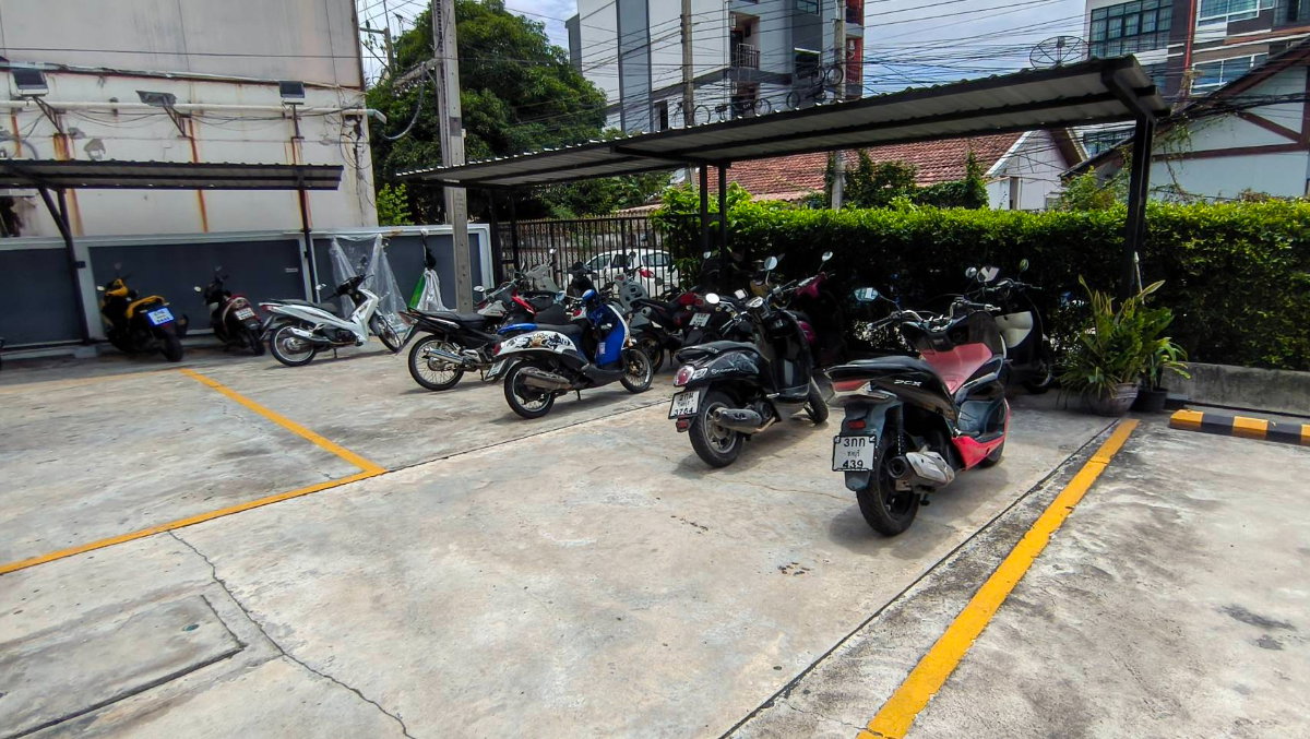 รูป [เจ้าของปล่อยเอง] ด่วน! ให้เช่าคอนโดชั้นบนสุด วิวทะเล D2 บางแสน ใกล้ ม.บูรพา (ห้องส่วนตัวที่สุด เดินไปสระ-ฟิตเนสสบาย) - รูปที่ 20/21