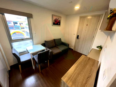 Condos for rent : For Rent Condo CHEWATHAI HALLMARK CHARAN 13 Building , Floor 3,1 bed room, Room size 28 sqm