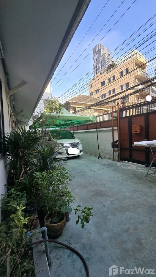 รูป ขาย บ้านเดี่ยว 5 ห้องนอน ใน สุริยวงศ์, กรุงเทพมหานคร 6735057 - รูปที่ 3/5