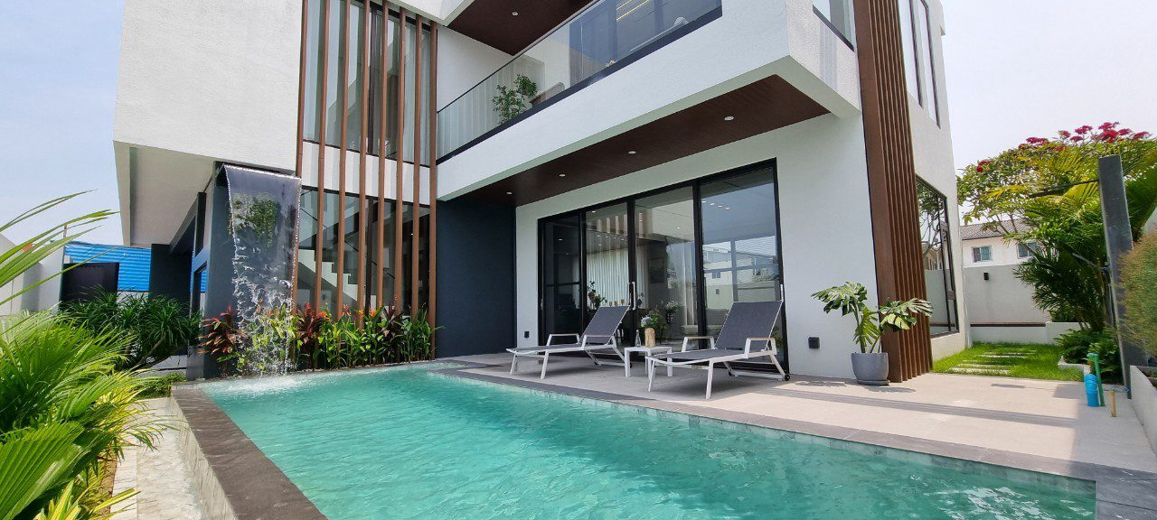 picture Lavender Pool Villa for Sale - 2/24