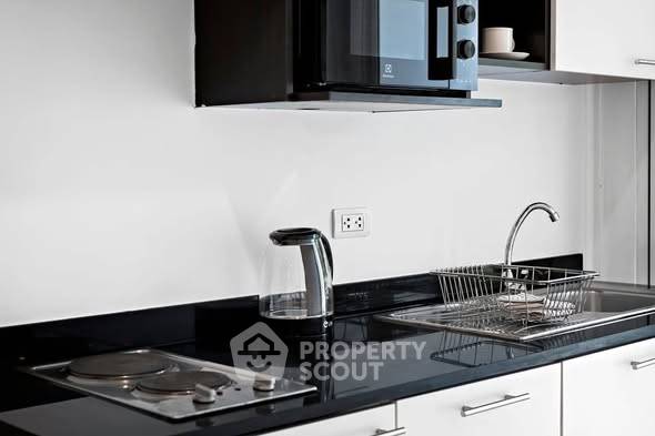 รูป คอนโด 1 ห้องนอน The Amethyst Sukhumvit 39 ใกล้ BTS พร้อมพงษ์ (ID 3251362) - รูปที่ 3/16