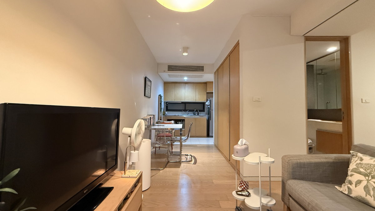 picture Siamese Gioia Studio Condo 42.85sqm Best Value Deal Near BTS Phrom Phong - U6229235 - 10/14