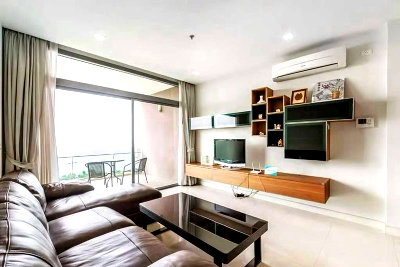 Condos for rent : For rent Casaluna Paradiso, a luxury beachfront condo. Beautiful unit, move in Ready, with great views.