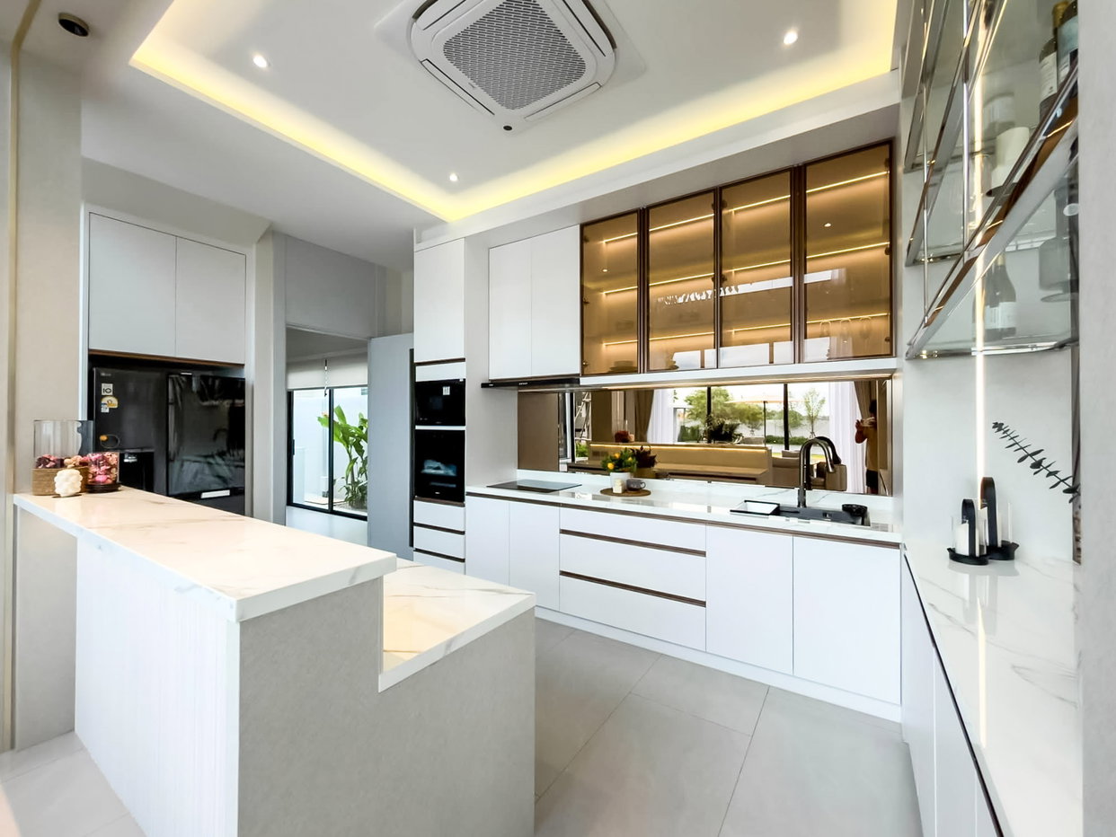 รูป 5 Bedroom Ultra Luxury Pool Villa for Sale Mabprachan Pattaya - รูปที่ 7/28