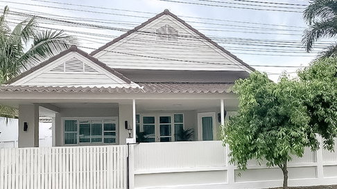 Stylish House for Sale East Pattaya 3 Bedrooms Fully Furnished
