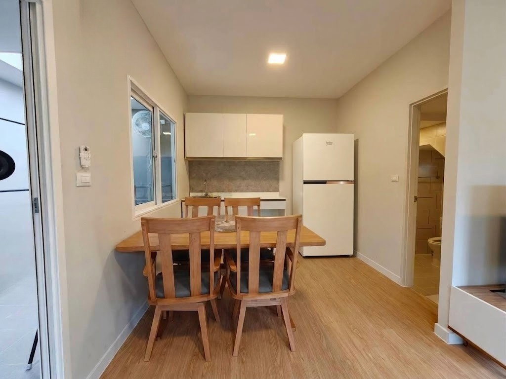รูป 🏡 ให้เช่าทาวน์โฮมหลังมุม สิริเพลส พุทธบูชา 39 | บ้านแปลงมุม ตกแต่งพร้อมเข้าอยู่ - รูปที่ 3/16