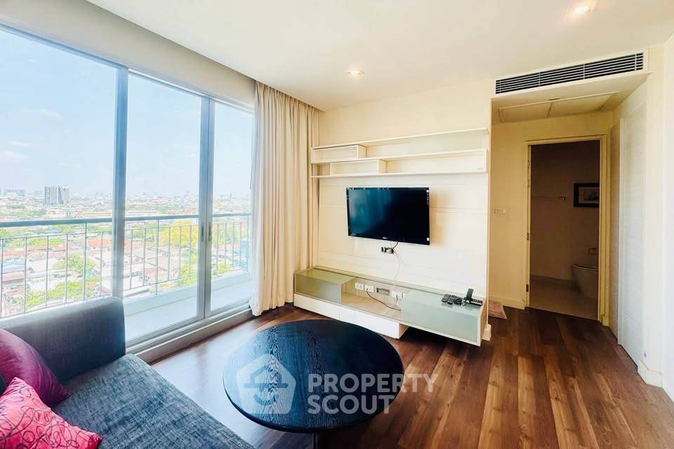 รูป คอนโด 2 ห้องนอน ชั้น 15 The Room Sathorn-Taksin ใกล้ BTS โพธิ์นิมิตร (ID 3250473) - รูปที่ 2/16