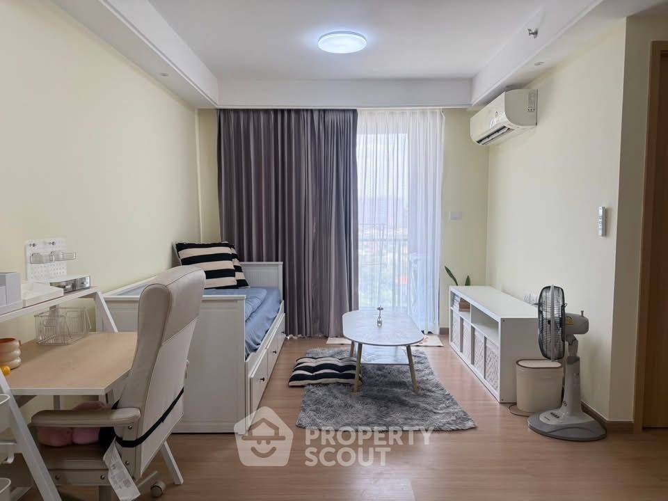 รูป คอนโด 1 ห้องนอน Regal Sathon-Naradhiwas ทำเลสาทร (ID 3251522) - รูปที่ 1/7