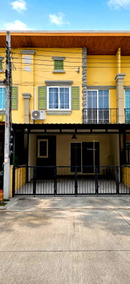 ทาวน์โฮมให้เช่า : HR3807ให้เช่าทาวน์โฮม โกลเด้นทาวน์ 2 อ่อนนุช 65 (Golden Town 2 Onnut 65) บ้านสวย รีโนเวทใหม่ พื้นที่ใช้สอยกว้างขวาง