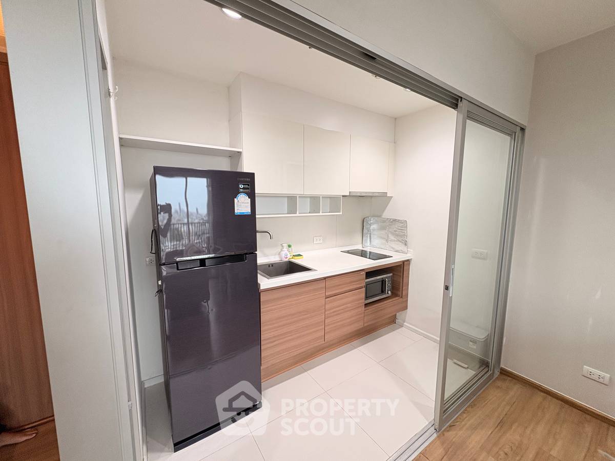 picture 17th-Floor 2-BR Condo For Sale At Fuse Chan-Sathorn (ID 435702) - 26/27
