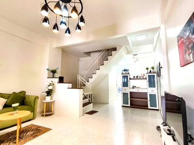 Houses for rent Chonburi : 2 Bedroom Townhouse for Rent Soi Khao Noi East Pattaya