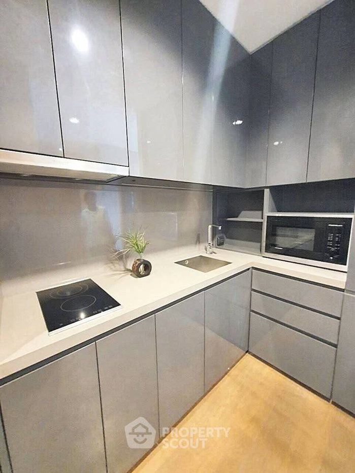 รูป ใกล้ BTS สุรศักดิ์ เพียง 90 ม. | คอนโด 2 ห้องนอน The Diplomat Sathorn (ID 3250406) - รูปที่ 3/8