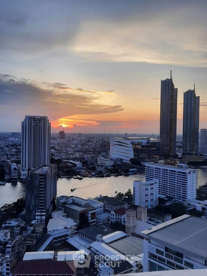 รูป คอนโด 1 ห้องนอน ชั้น 30 Nusa State Tower ใกล้ BTS สะพานตากสิน (ID 514133) - รูปที่ 9/9