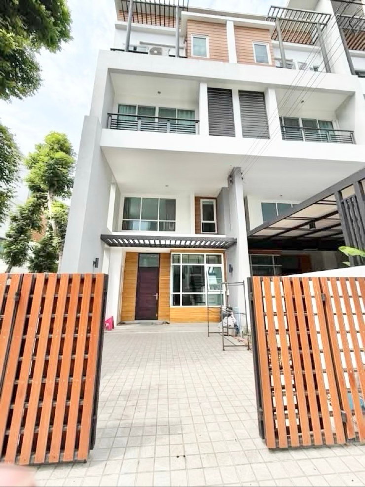 ให้เช่าบ้านเดอะ เซอเรโน่ บาย โบนันซ่า (THE SERENO BY THE BONANZA) แจ้งวัฒนะ ซอย15 แยก2 แบบ3ห้องนอน 3ห้องน้ำ