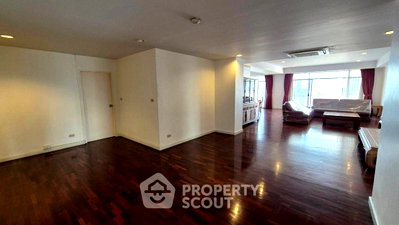 Condos for rent : 4-BR Condo at La Cascade Condominium near BTS Ekkamai (ID 2030854)
