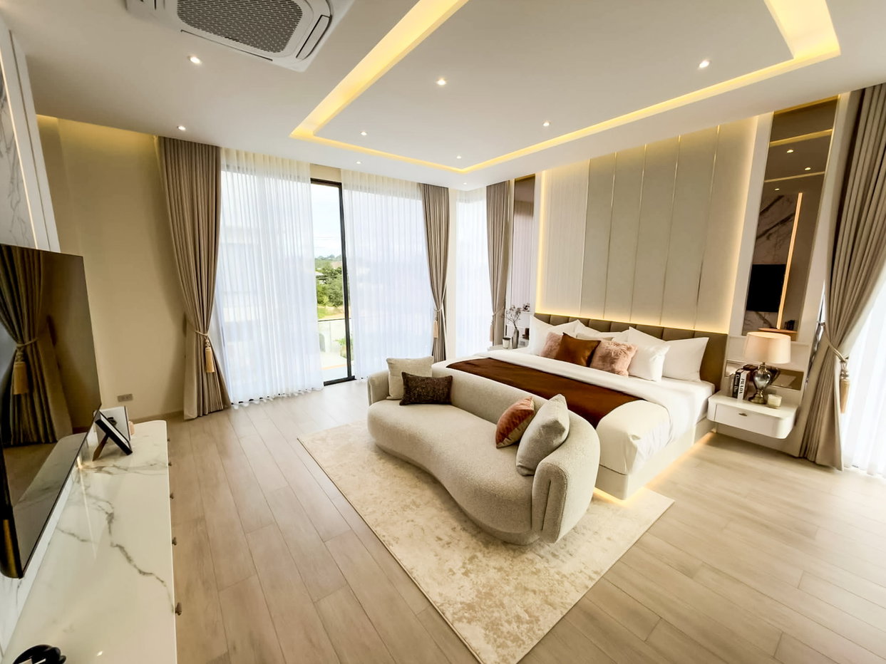 รูป 5 Bedroom Ultra Luxury Pool Villa for Sale Mabprachan Pattaya - รูปที่ 13/28