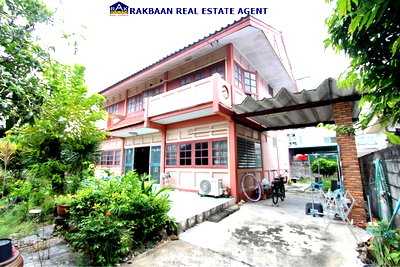 บ้านเดี่ยว สถาบันบัณฑิตพัฒนบริหารศาสตร์ (นิด้า) : ขายบ้านสัมมากร รามคำแหง 112 (อยู่ต้นซอย) 120 ตร.ว. 3 นอน 3 น้ำ เหมาะทำร้านอาหาร,ทาวน์โฮม ฯ