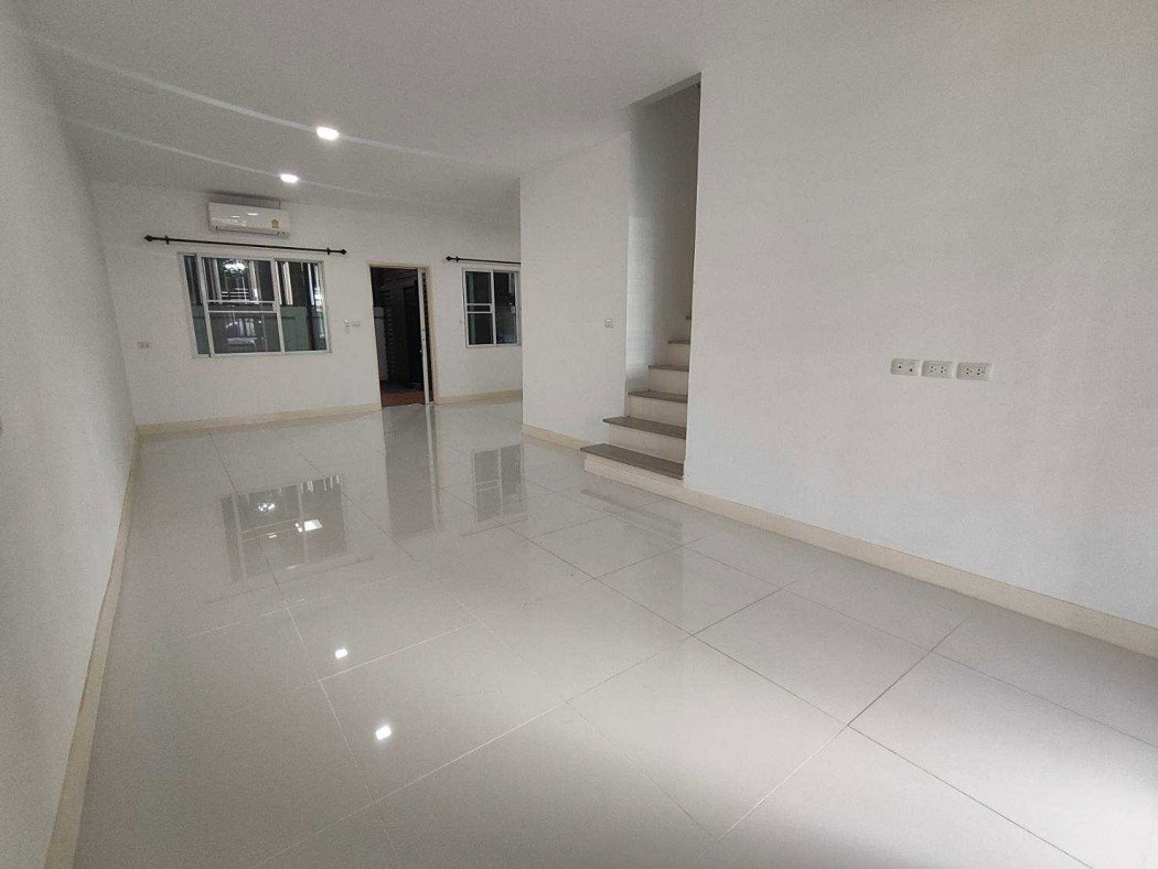 รูป ขาย บ้านทาวน์เฮ้าท์ 2 ชั้น โครงการนิรันทร์ วิวล์ 59 l 3 ห้องนอน 3 ห้องน้ำ - รูปที่ 3/9
