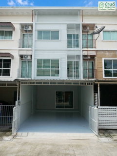 ขายทาวน์โฮม 3 ชั้น พัฒนาการ 38 วิลเลต ซิตี้ พัฒนาการ รีโนเวทใหม่ทั้งหลัง