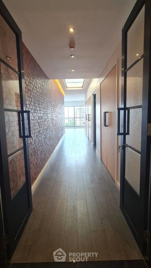 รูป คอนโด 4 ห้องนอน 255 ตร.ม. Penthouse Condominium ใกล้ BTS พระโขนง (ID 3247625) - รูปที่ 3/10