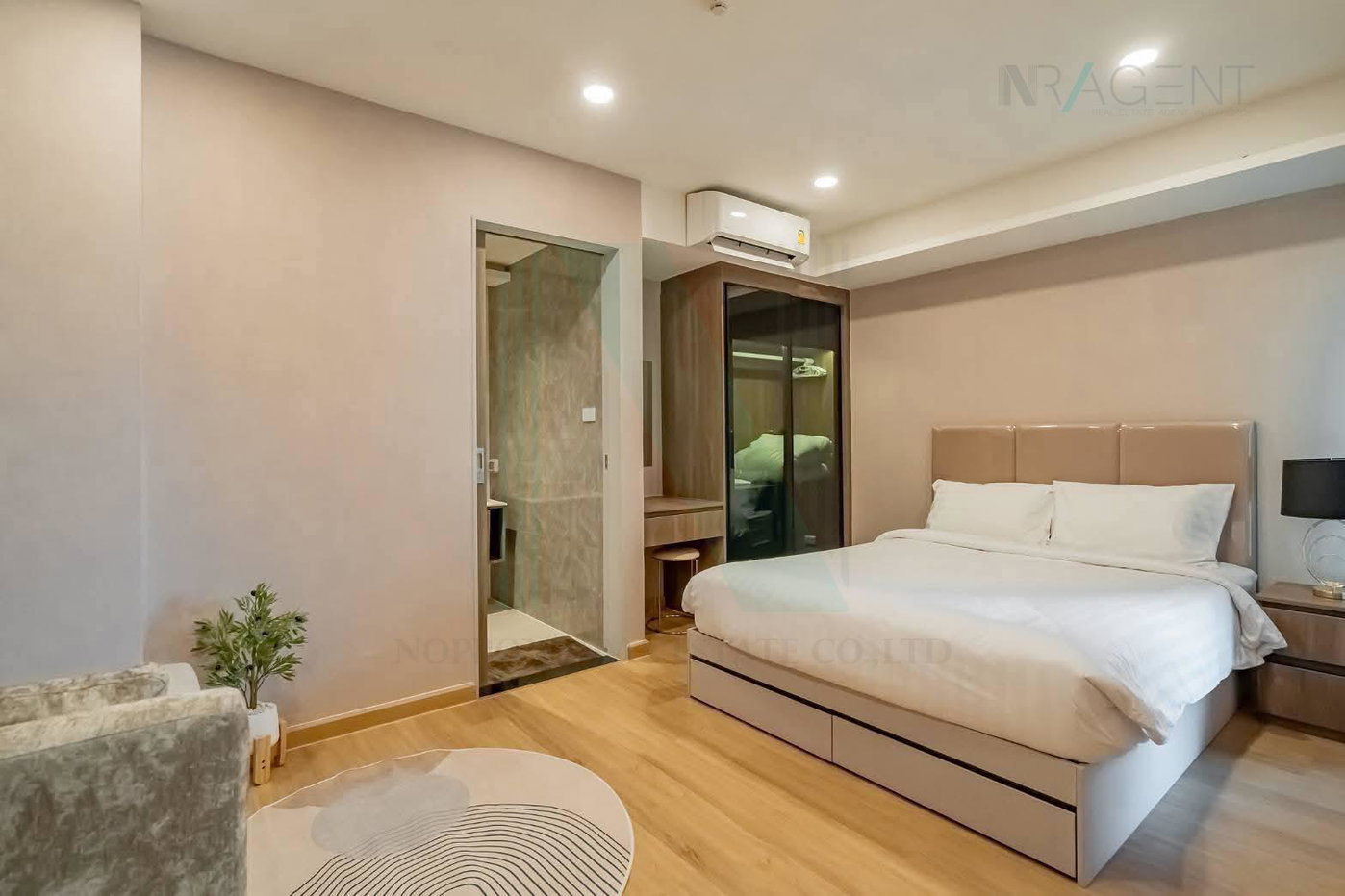 รูป 📌 ให้เช่าคอนโด ลอยด์ ศูนย์วิจัย-ทองหล่อ อาคาร 1 ชั้น 8 2 ห้องนอน ขนาด 62 ตรม ใกล้ ใกล้ รพ.กรุงเทพ - รูปที่ 6/8
