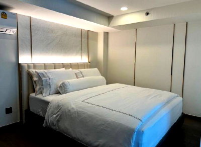 Condos for sale : Park Origin Chula Samyan【𝐒𝐄𝐋𝐋 & 𝐑𝐄𝐍𝐓】🔥The highlight is the green atmosphere and diverse relaxation areas.🔥 Contact Line ID: @hacondo