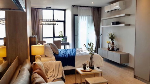 Rhythm Ekkamai for rent, beautifully decorated room, giving a warm feel, beautiful view, 1 bedroom, 1 bathroom.
