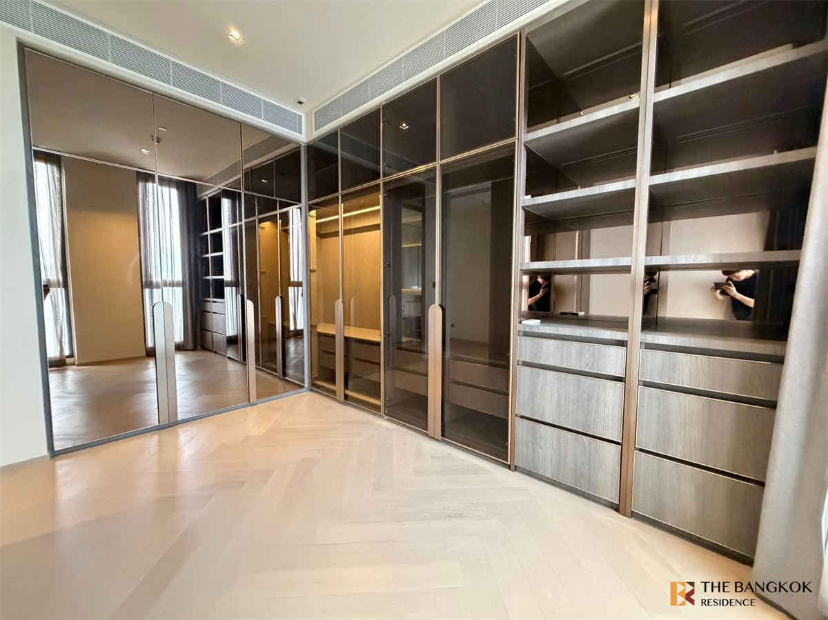picture Ultimate Luxury Lifestyle with Convenience The Reserve Sathorn - 4/10