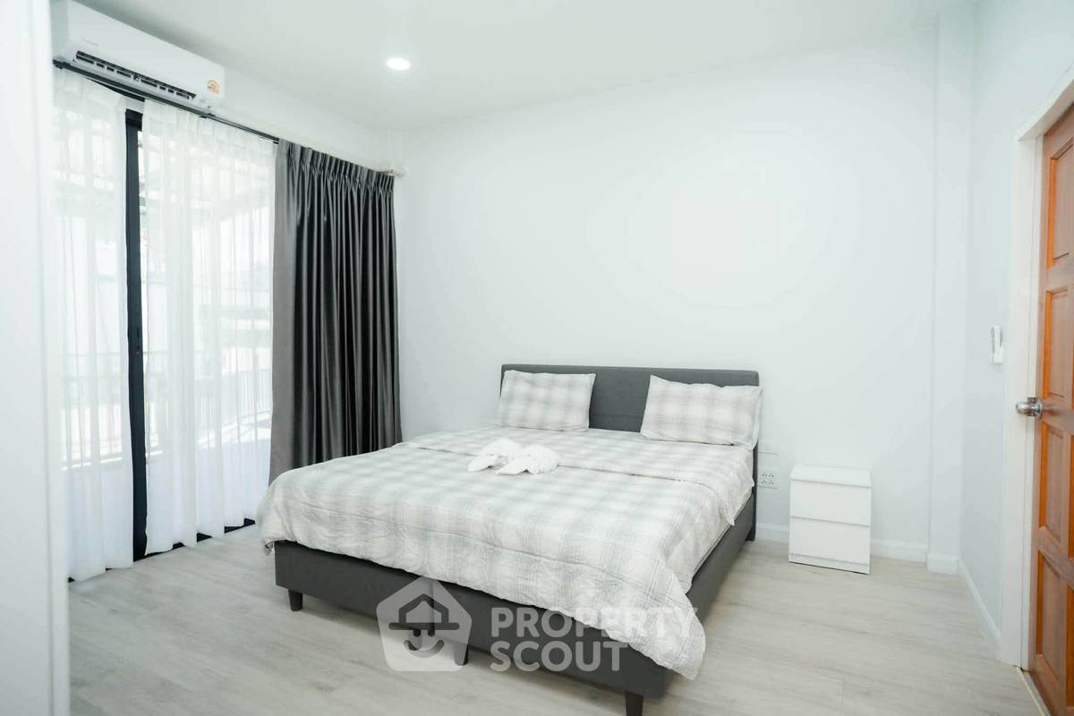 รูป วิลล่า 2-ห้องนอน ใกล้ เมืองหัวหิน (ID 3247807) - รูปที่ 9/14