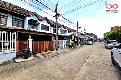 ทาวน์โฮม ม.ราชภัฏจันทรเกษม : ขายทาวน์เฮาส์ 2 ชั้น 17.9 ตร.ว. ม.เจริญสุขนิเวศน์ รัชดาภิเษก 36 – ลาดพร้าว ใกล้ MRT ลาดพร้าว