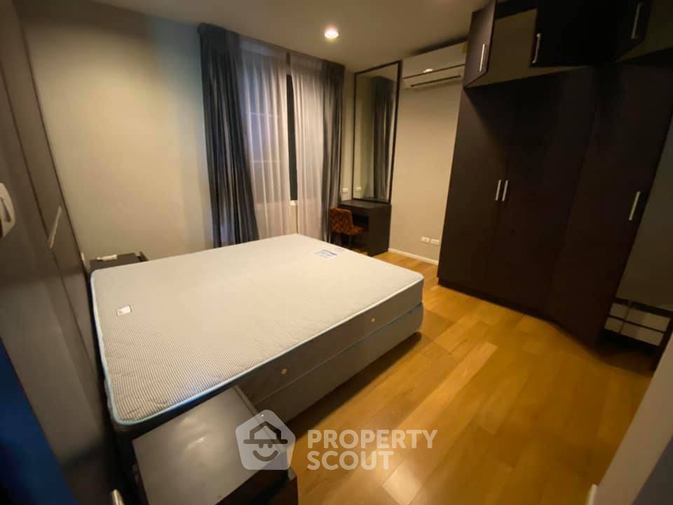 picture Great Value 2-BR Condo At Villa Sikhara Condominium (ID 380286) - 7/10