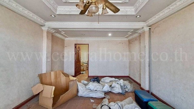 รูป อาคารพาณิชย์ 4.5 ชั้น 1 คูหา ติดถนนใหญ่ศาลายา-นครชัยศรี (สาย 4006) ตรงข้าม ม.มหิดล ศาลายา - รูปที่ 2/50