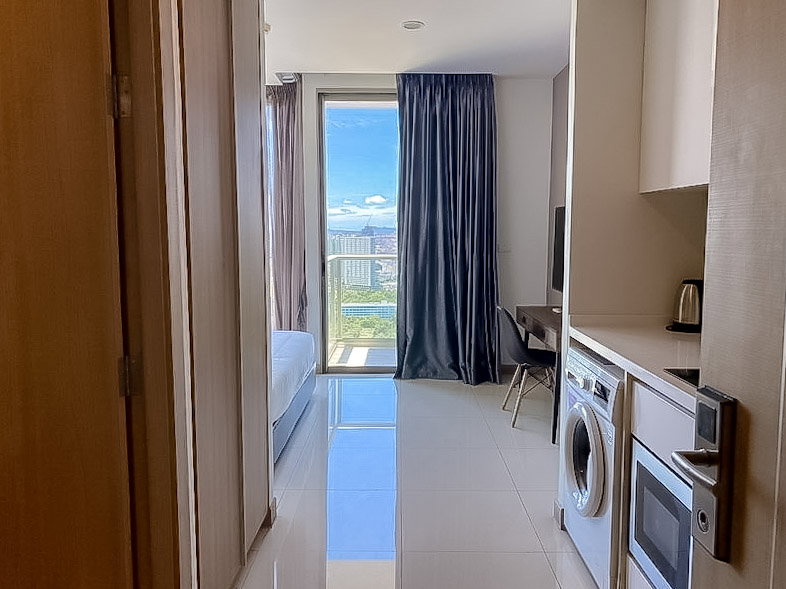 รูป Studio Condo for Sale The Riviera Wongamat Beach City View - รูปที่ 1/6