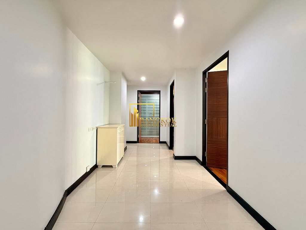 รูป Avenue 61 | Bright 2 Bedroom Condo For Rent in Ekkamai - BR2262CD - รูปที่ 10/29
