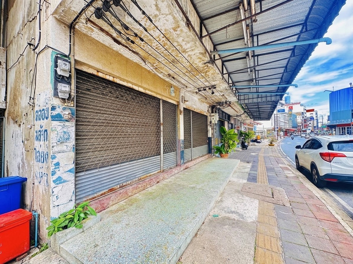รูป 🏢🔥 ขายตึกแถว 3 ชั้นครึ่ง ใจกลางเมืองโคราช 🔥🏢 📍เมืองนครราชสีมา 💰 ราคา 11,900,000 บาท ปรับลดเป็น 10,500,000 บาท ⭐ ทำเลใจกลางเมือง | เหมาะทำธุรกิจ - รูปที่ 43/47