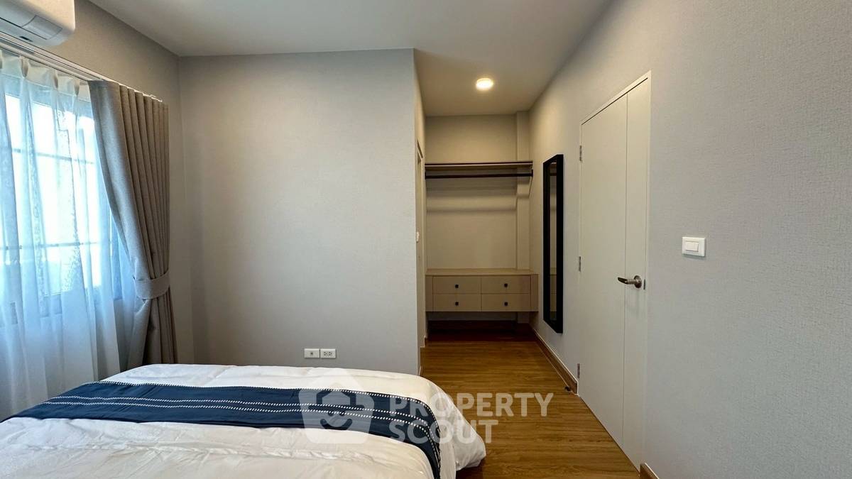 รูป บ้าน 4 ห้องนอน ขนาดใหญ่ 300 ตร.ม. ในโครงการ Centro Bangna Km.7 (ID 2802499) - รูปที่ 14/29