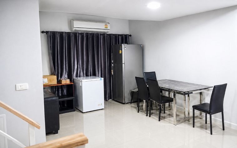 ขายทาวน์โฮม 3 ห้องนอน 90 ตร.ม. 22 ตร.ว. เดอะ คอนเนค 28 วัชรพล - เพิ่มสิน