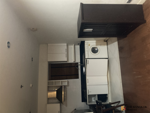 Baan Siri Silom near BTS Surasak