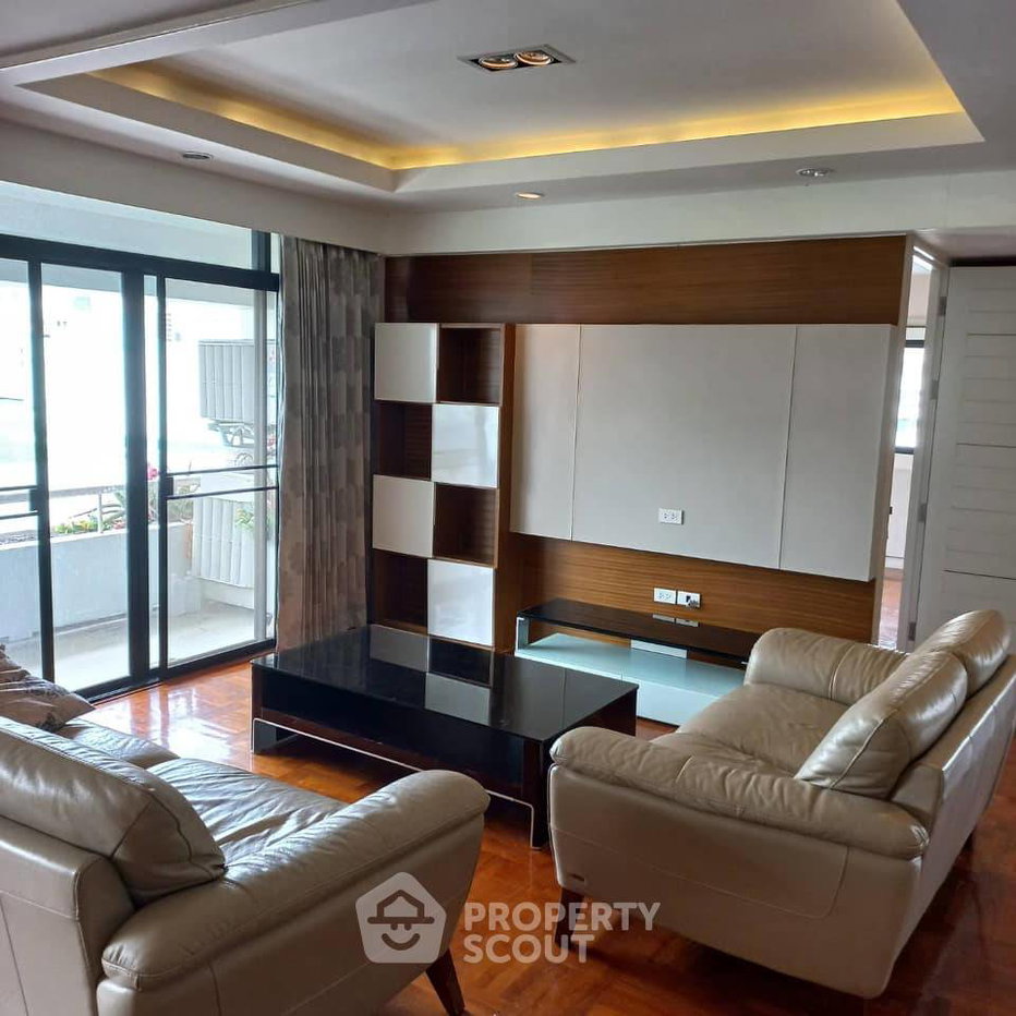 รูป ใกล้ BTS นานา เพียง 300 ม. | คอนโด 4 ห้องนอน Siam Penthouse 1 Condominium (ID 847021) - รูปที่ 2/14