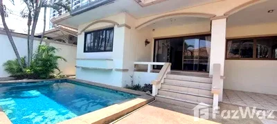Houses for rent Chonburi : 3-bedrooms villa close to Jomtien beach 6736501