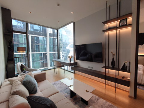 OWNER SALE | 28 CHIDLOM  Luxury condominium in the heart of Chidlom, conveniently located near BTS Chit Lom, Central Chidlom, Central Embassy 