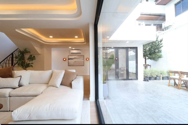 picture Home office MRT phahol ready to move - 8/15