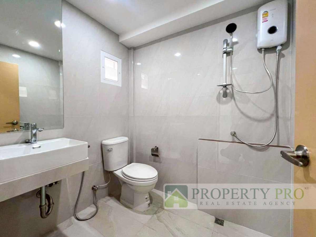 รูป ให้เช่า บ้าน ฟ้าหลวงวิลเลจ ทาวน์โฮม 2 ชั้น แบบ 4 นอน 2 น้ำ 40 ตรว 168 ตรม รีโนเวทใหม่ ใกล้ MRT ศรีรัช แจ้งวัฒนะ เลี่ยงเมืองปากเกร็ด : KT26R-027 - รูปที่ 7/18