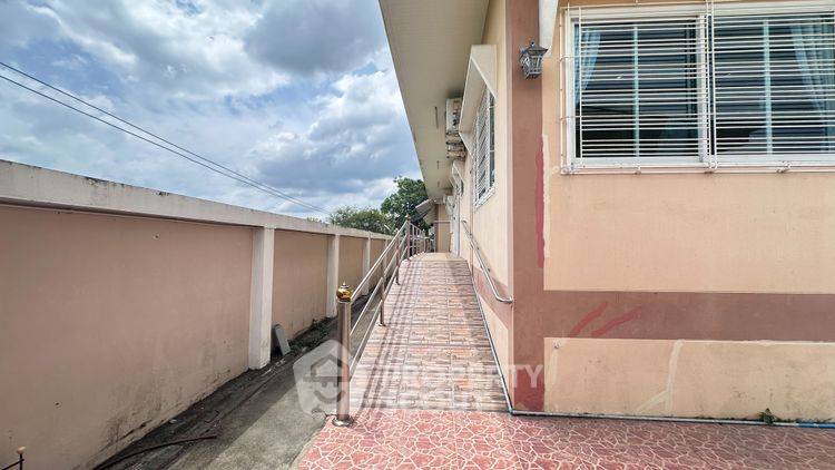 รูป บ้าน 4 ห้องนอน พื้นที่ 325 ตร.ม. ย่านพิมลราช บางบัวทอง นนทบุรี (ID 3253098) - รูปที่ 11/19