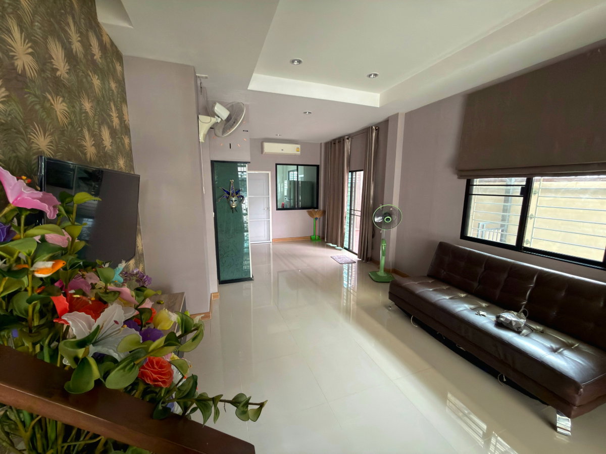รูป ให้เช่า หมู่บ้านเดอะแคนวาส 3ห้องนอน แอร์ 4 ตัว ใกล้ bts สำโรง (Lineid: nokenos) - รูปที่ 2/20