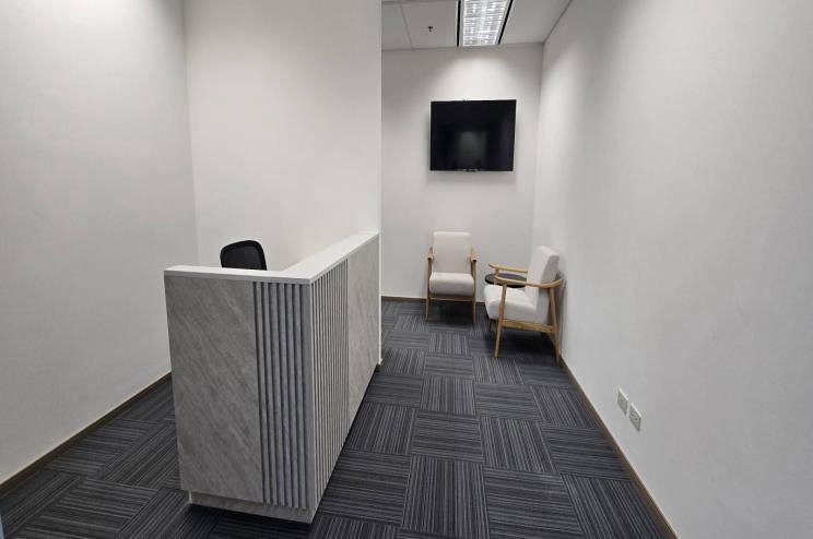 picture LTH16109 - Office Space for Rent Witthayu | 227 sq.m. | CRC Tower | All Seasons Place | 270,130 THB - 4/5