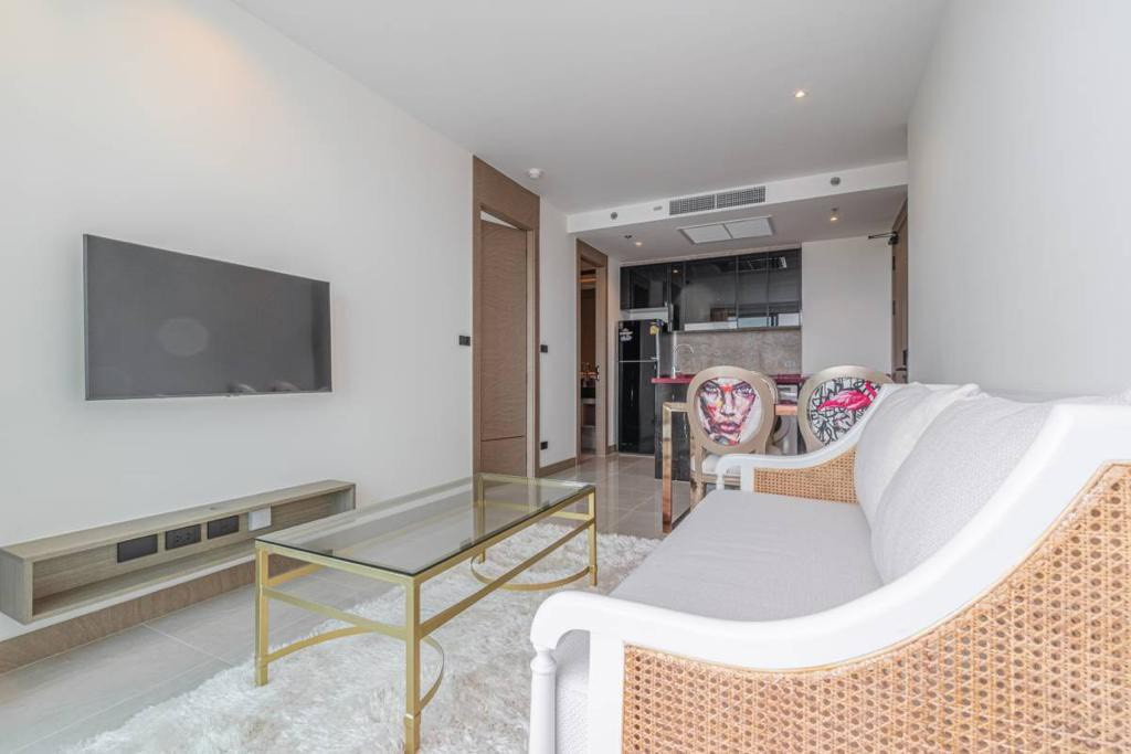 รูป For sale Condo The Riviera Ocean Drive fully furnished (S03-2681(S)) - รูปที่ 25/28