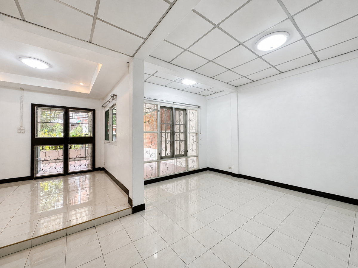 รูป 🏡 ทาวน์โฮม 2 ชั้น ทำเลทอง ใกล้ราชพฤกษ์แค่ 500 เมตร หมู่บ้านริมสวนธนานนท์ 1 เพียง 1.99 ล้าน - รูปที่ 5/25