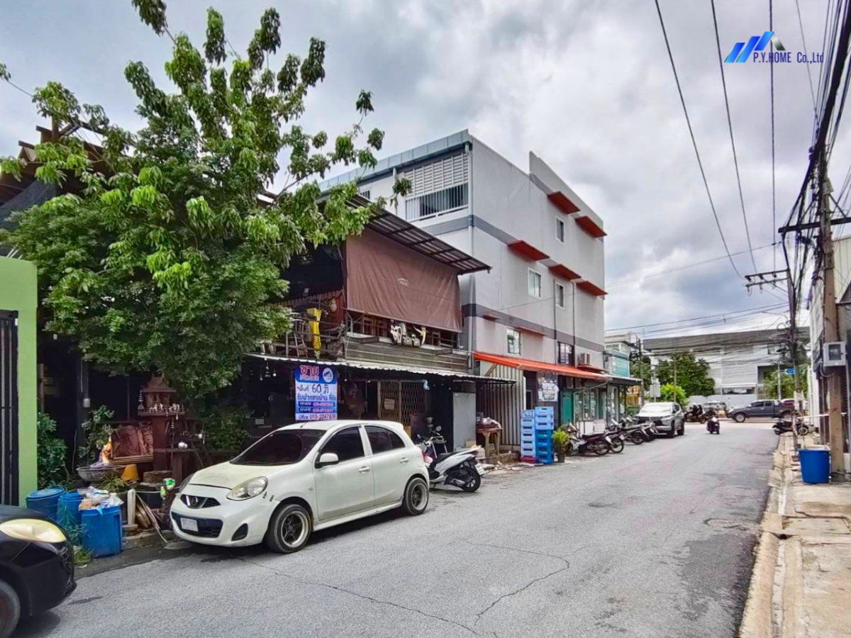 รูป ขายที่ดิน พร้อมสิ่งปลูกสร้าง 60 ตรว. ถนนนาคนิวาส ซ.นาคนิวาส 42 แขวงลาดพร้าว เขตลาดพร้าว กรุงเทพมหานคร 10230 - รูปที่ 4/6